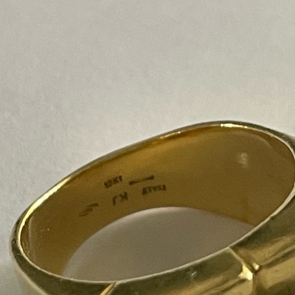 18k Gold Vintage Italian Ring with Aqua - Picture 7 of 15